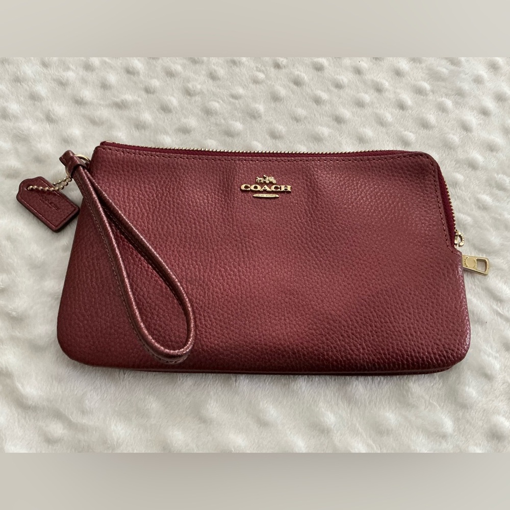 Coach Double Corner Zip Wristlet